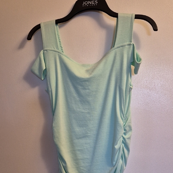 Green Ruched Sweetheart Neckline Bodycon Midi Dress - Picture 7 of 9